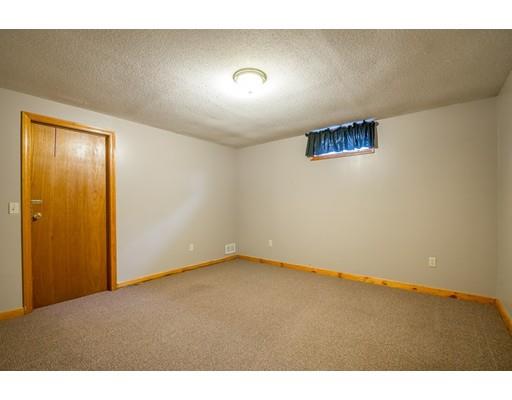 93 Mazarin Street Springfield, MA 01151 - Photo 25 of 30