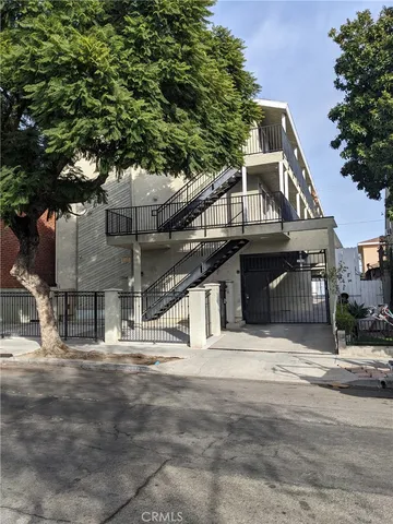 $2,200 | 1764 Freeman Avenue, Unit 5, Long Beach, CA 90804