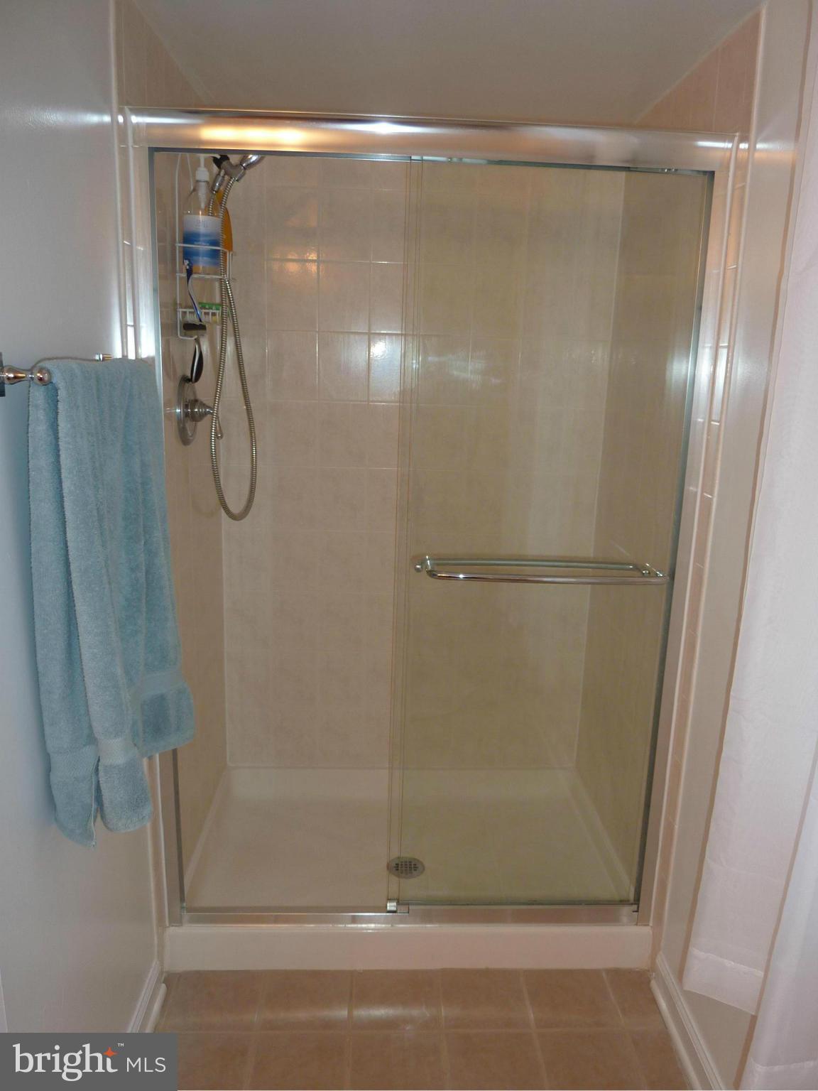 1418 Northgate Square, Unit 12C Reston, VA 20190 - Photo 15 of 19 Bath (Master) has a window