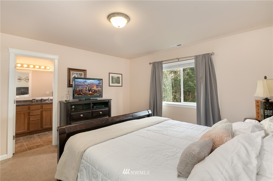 1430 Farina Loop Southeast Olympia, WA 98513 - Photo 11 of 25