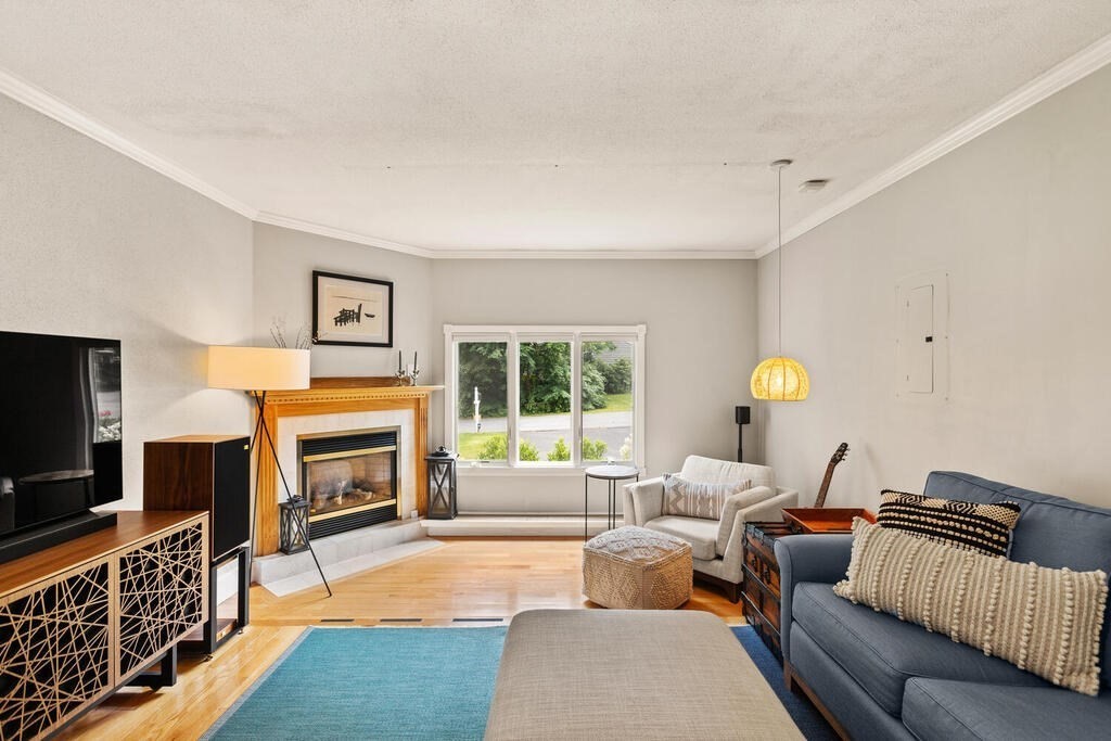 12 Cherokee Road Acton, MA 01720 - Photo 19 of 42 Gallery Image 19