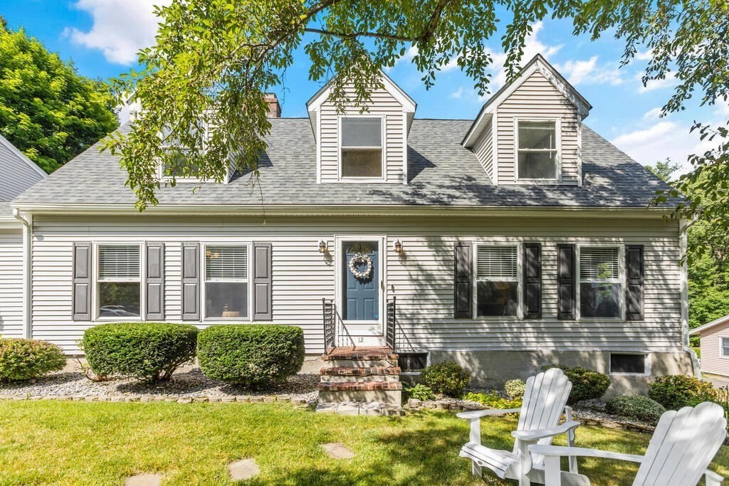 12 Cherokee Road Acton, MA 01720 - Photo 2 of 42 Gallery Image 2