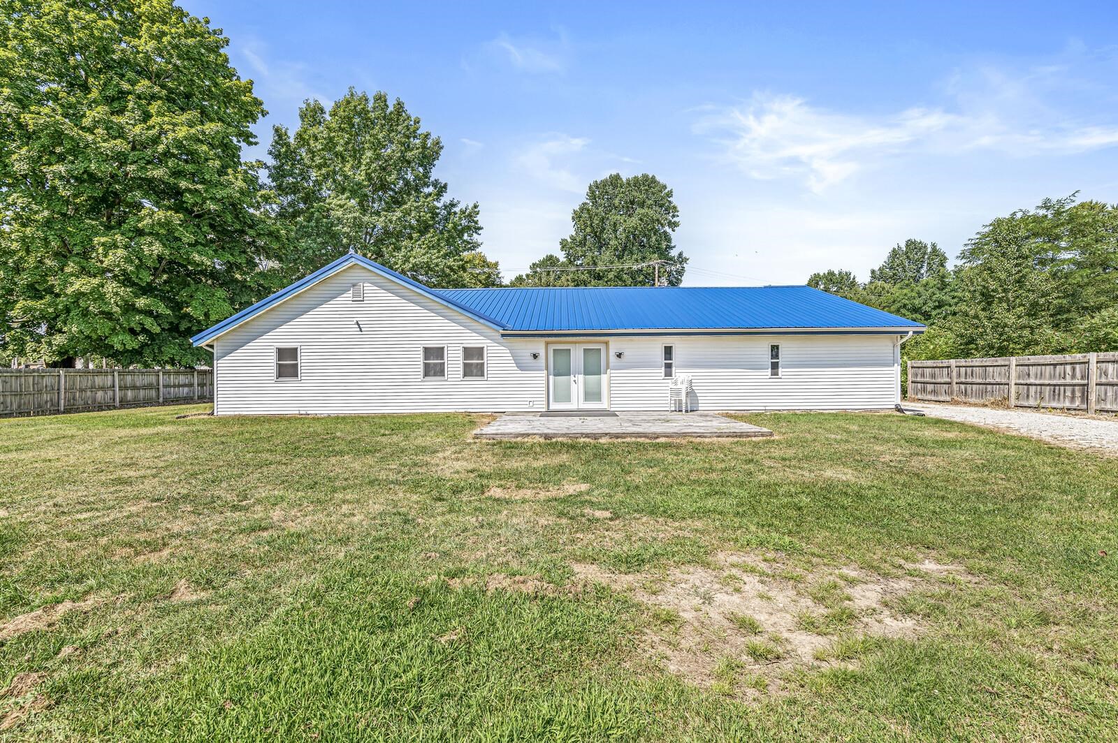 51936 Portage Road South Bend, IN 46628 - Photo 30 of 34 Gallery Image 30