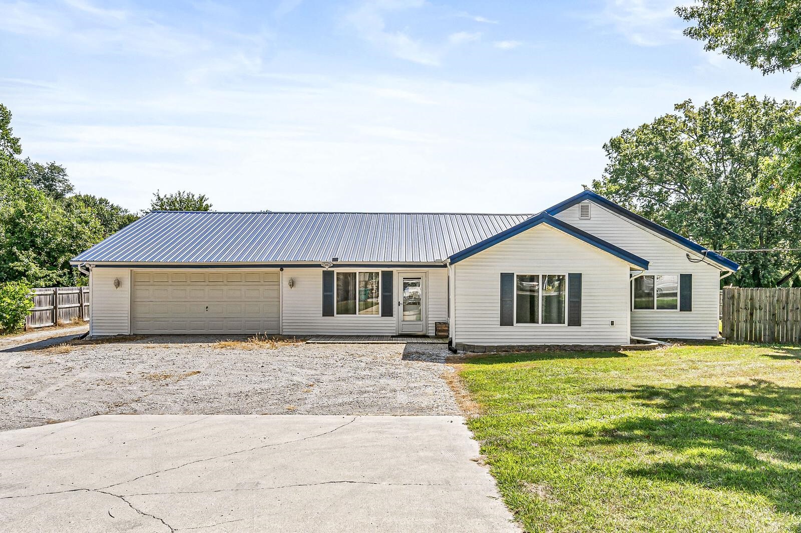 51936 Portage Road South Bend, IN 46628 - Photo 33 of 34 Gallery Image 33