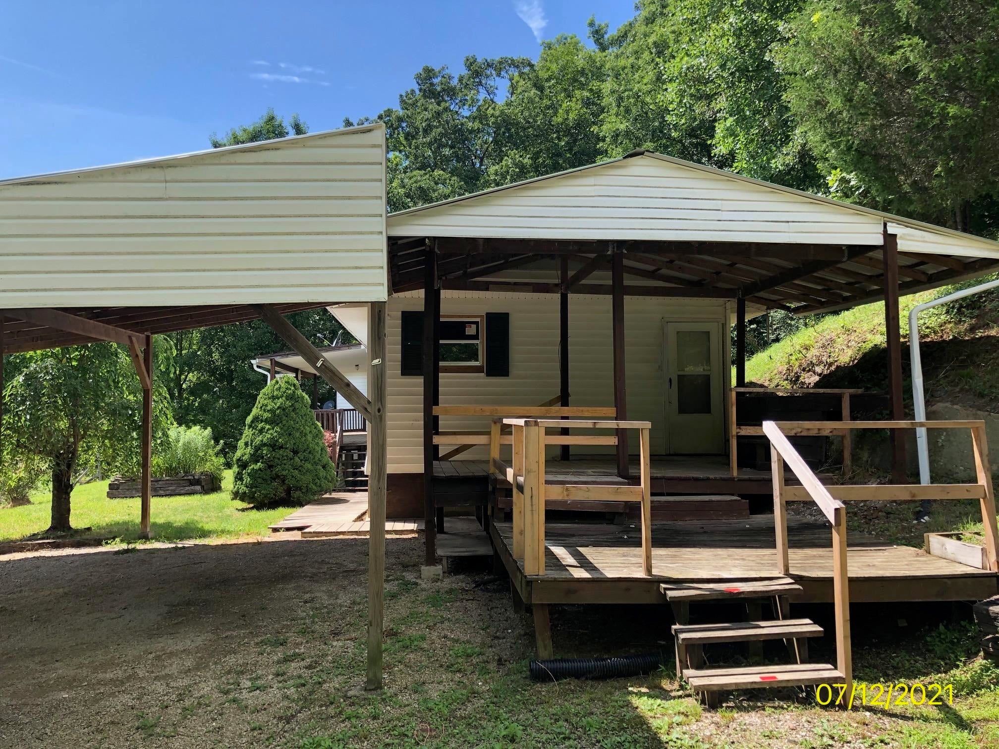 1054 Raccoon Creek Road Branchland, WV 25506 - Photo 2 of 18 Gallery Image 2