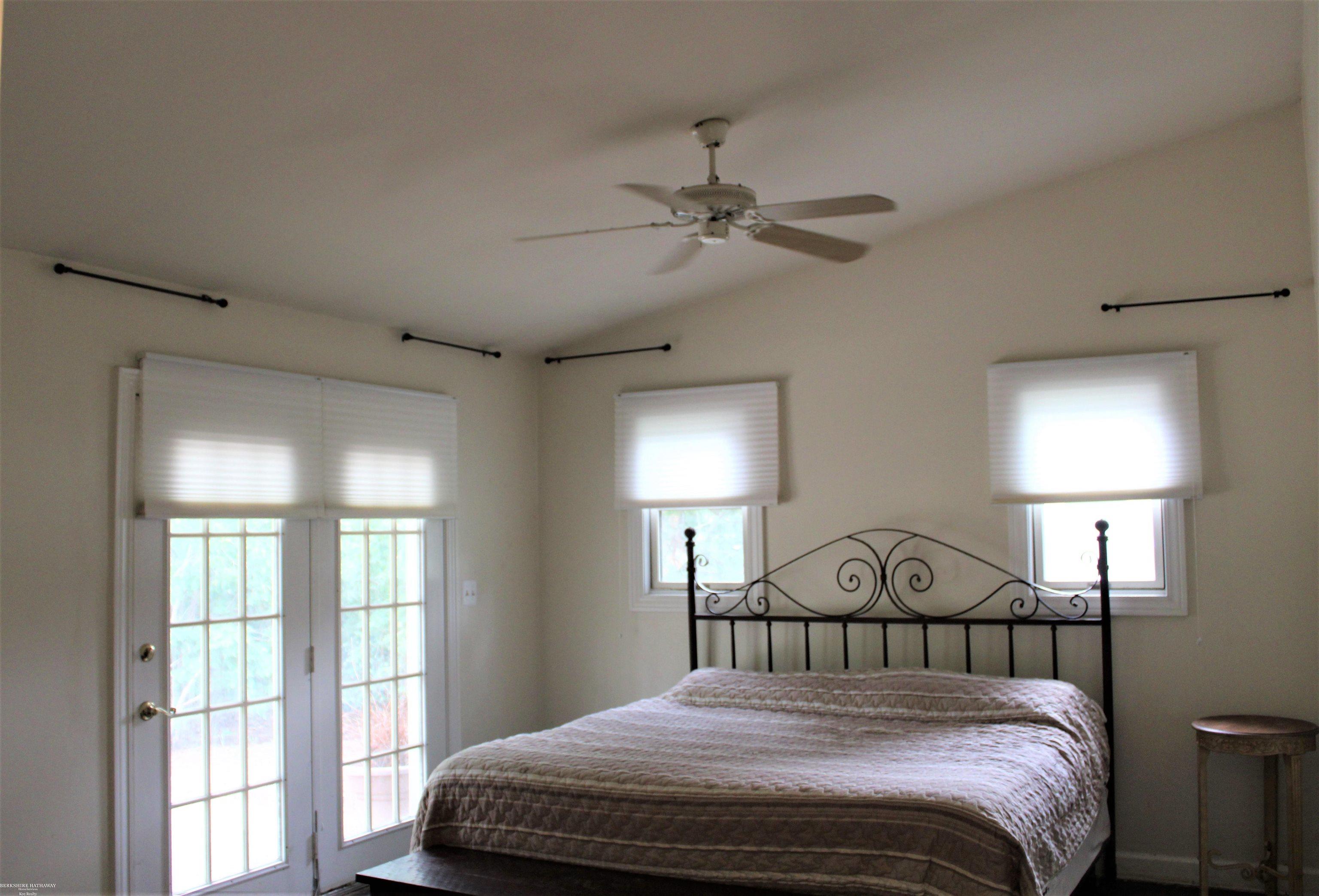 8981 Devon Drive Utica, MI 48317 - Photo 16 of 31 50114324-15.JPG