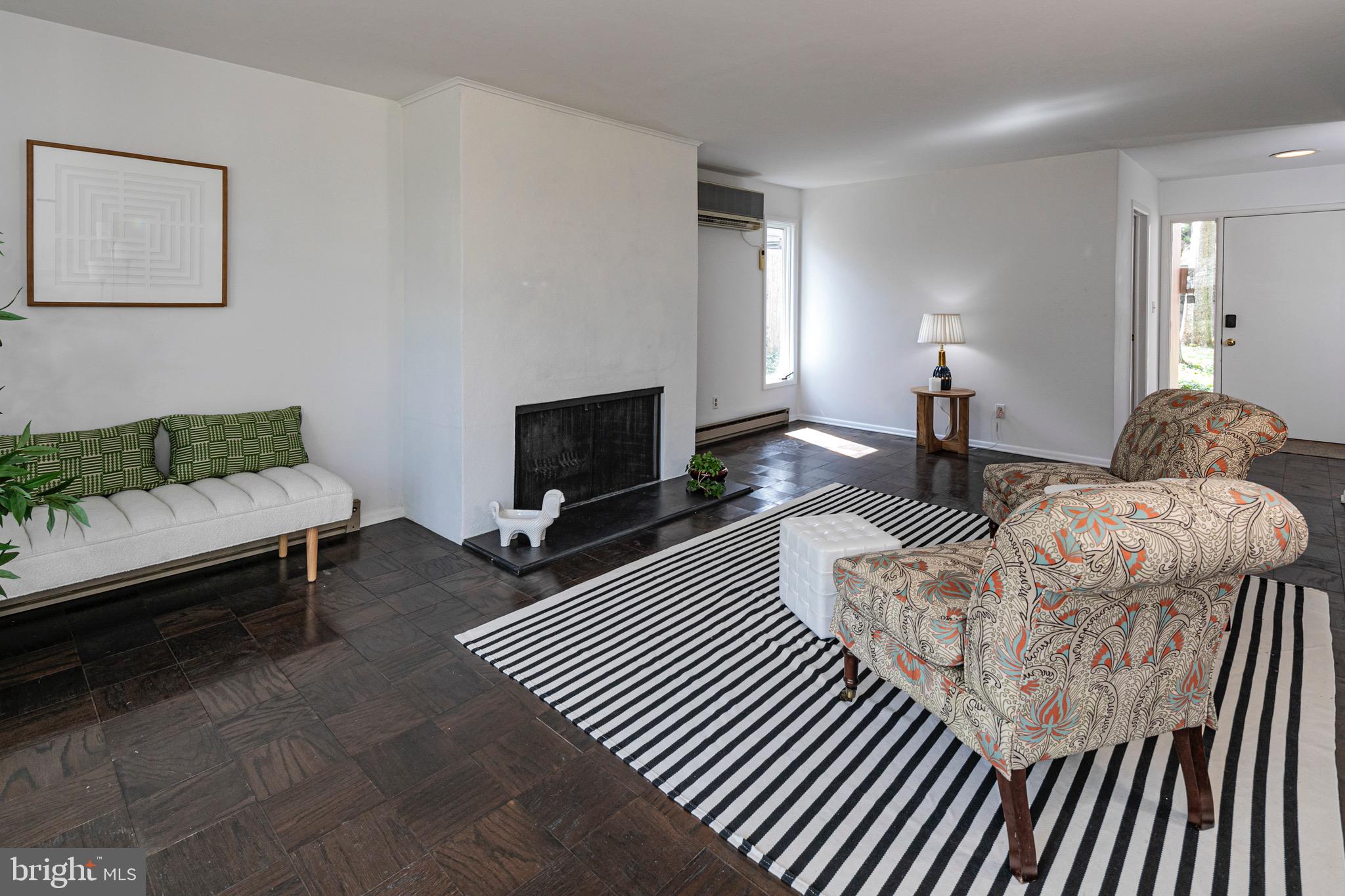 87 Harris Road Princeton, NJ 08540 - Photo 11 of 44 Living Room