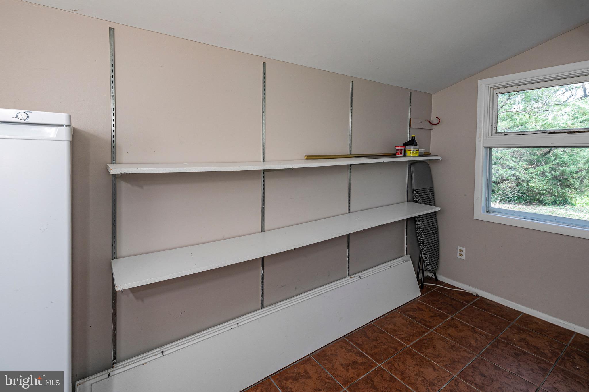 87 Harris Road Princeton, NJ 08540 - Photo 30 of 44 Mudroom/Pantry with access to side patio