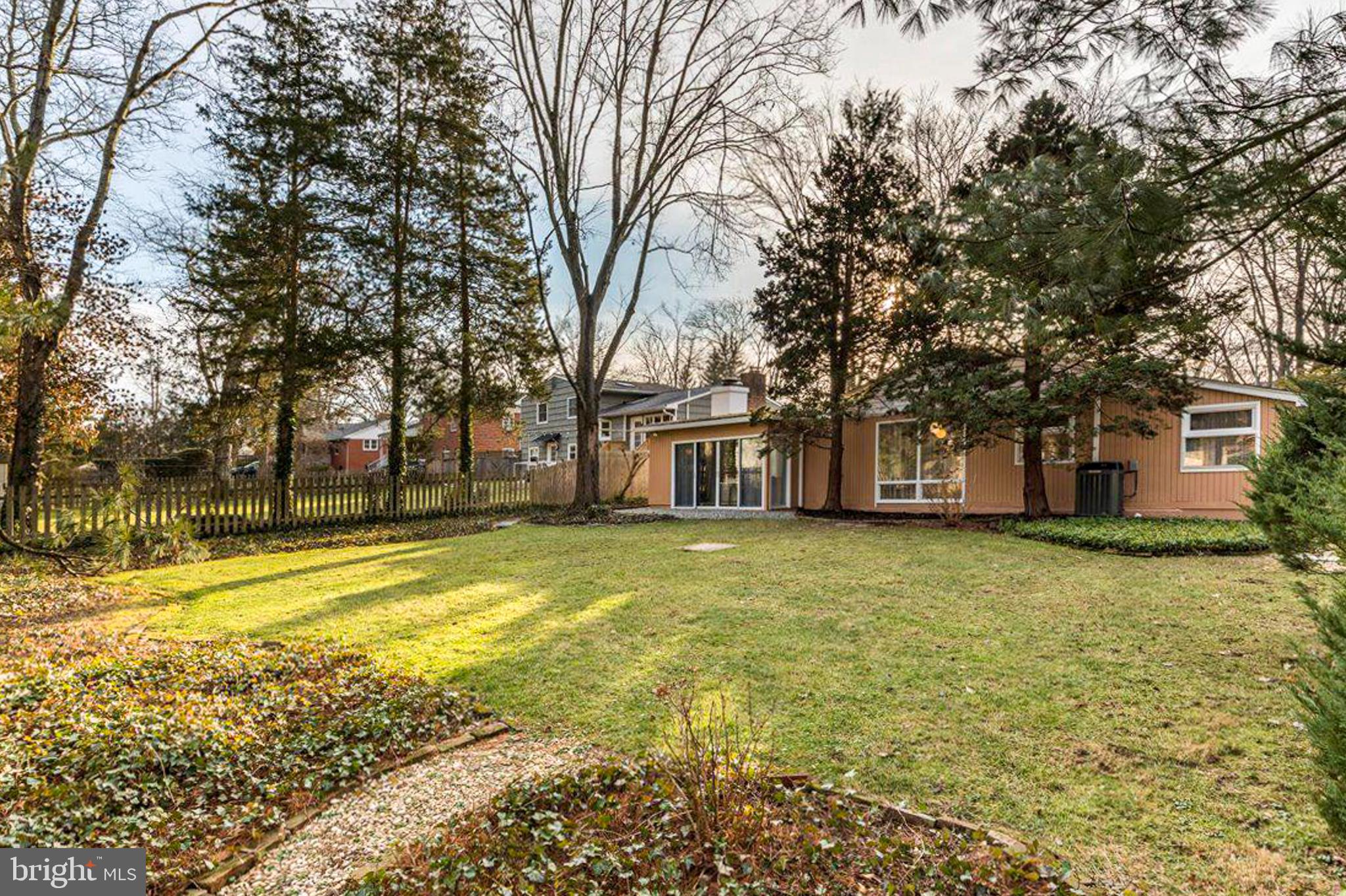 87 Harris Road Princeton, NJ 08540 - Photo 36 of 44 Backyard woodland View