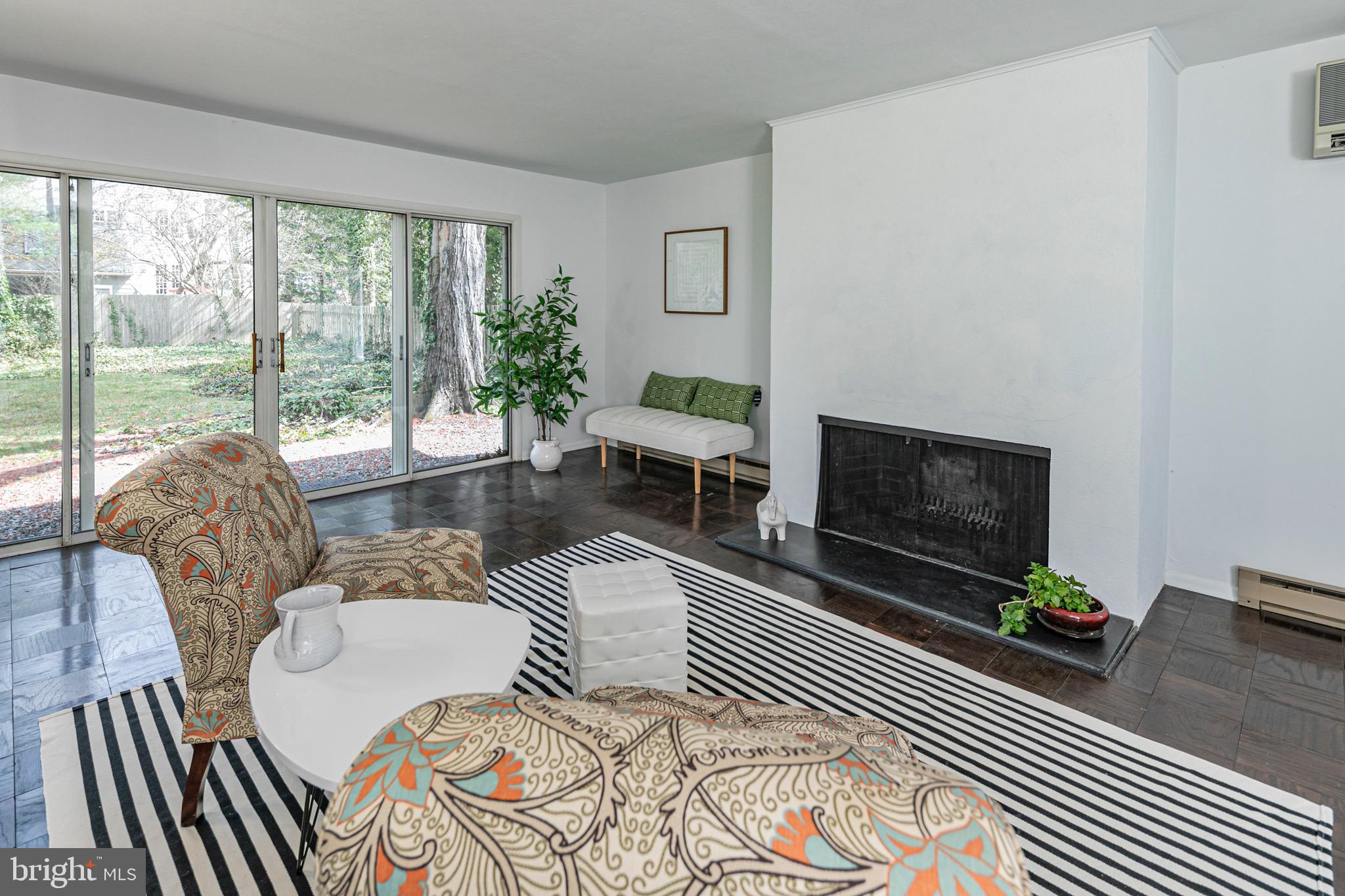 87 Harris Road Princeton, NJ 08540 - Photo 10 of 44 Living Room with sliders to backyard