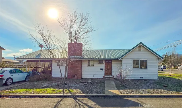 $215,000 | 207 Rose Lane, Yreka, CA 96097
