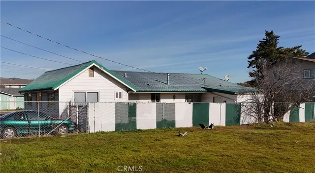 $215,000 | 207 Rose Lane, Yreka, CA 96097