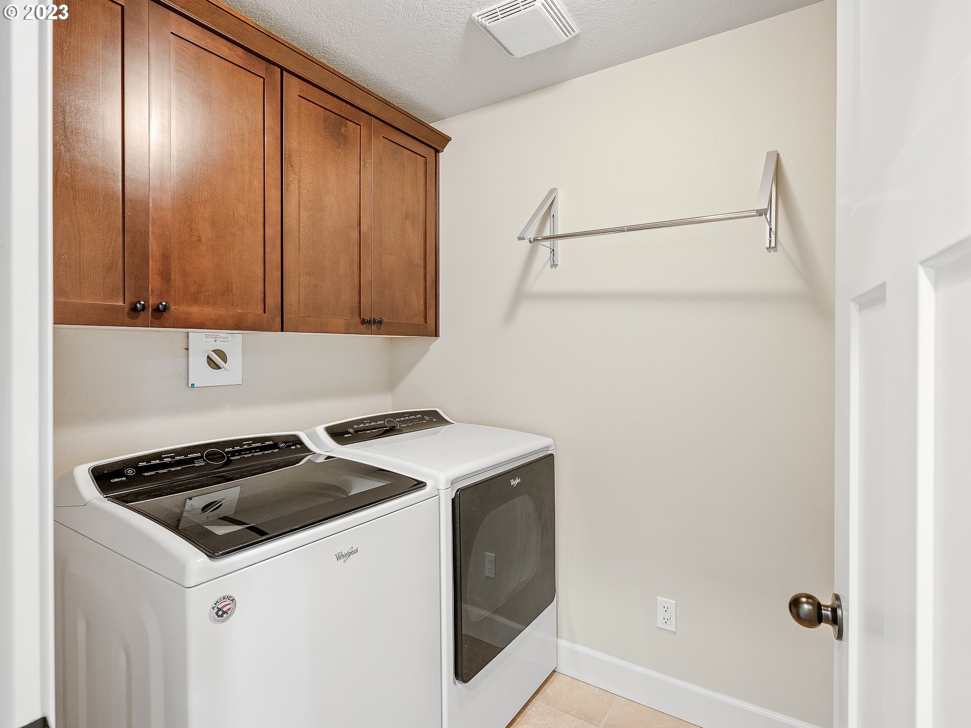 5420 Northwest 15th Circle Camas, WA 98607 - Photo 18 of 29 a view of utility room