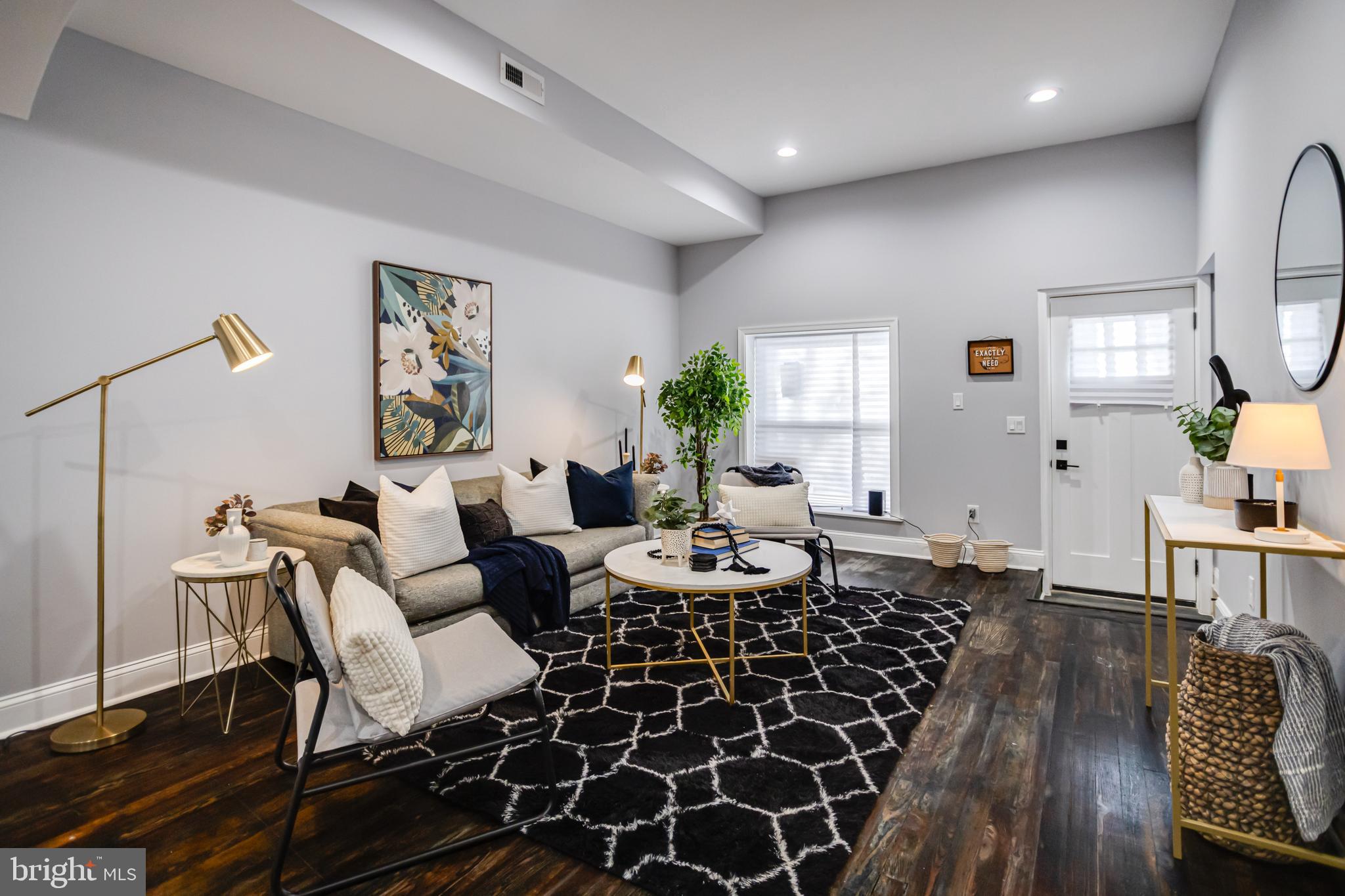 407 North Lakewood Ave  