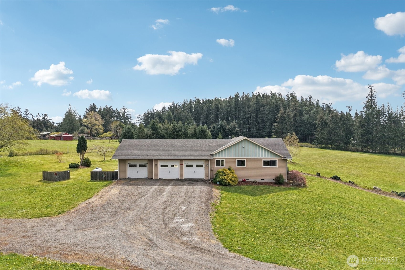 403 Russell Road Camano Island, WA 98282 - Photo 33 of 38 Gallery Image 33