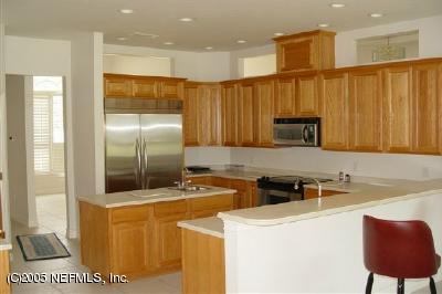 207 Snake Road Green Cove Springs, FL 32043 - Photo 3 of 6 KITCHEN