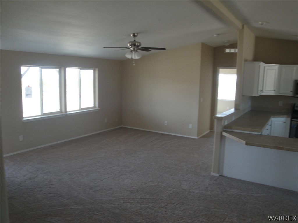 4639 Egar Road Golden Valley, AZ 86413 - Photo 2 of 14