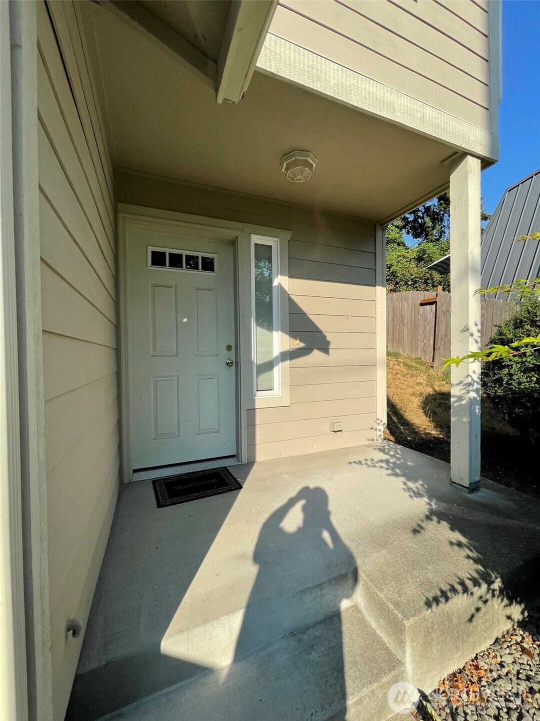 315 Willow Street Bremerton, WA 98310 - Photo 2 of 17