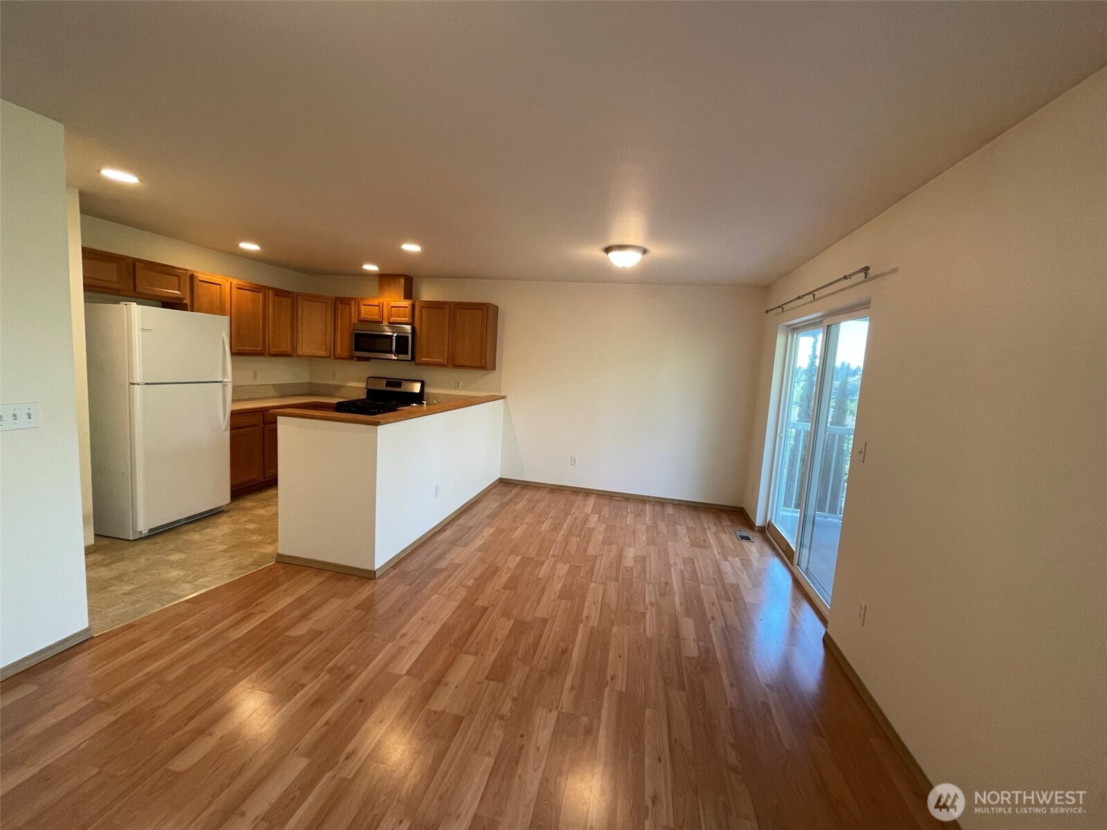 315 Willow Street Bremerton, WA 98310 - Photo 4 of 17