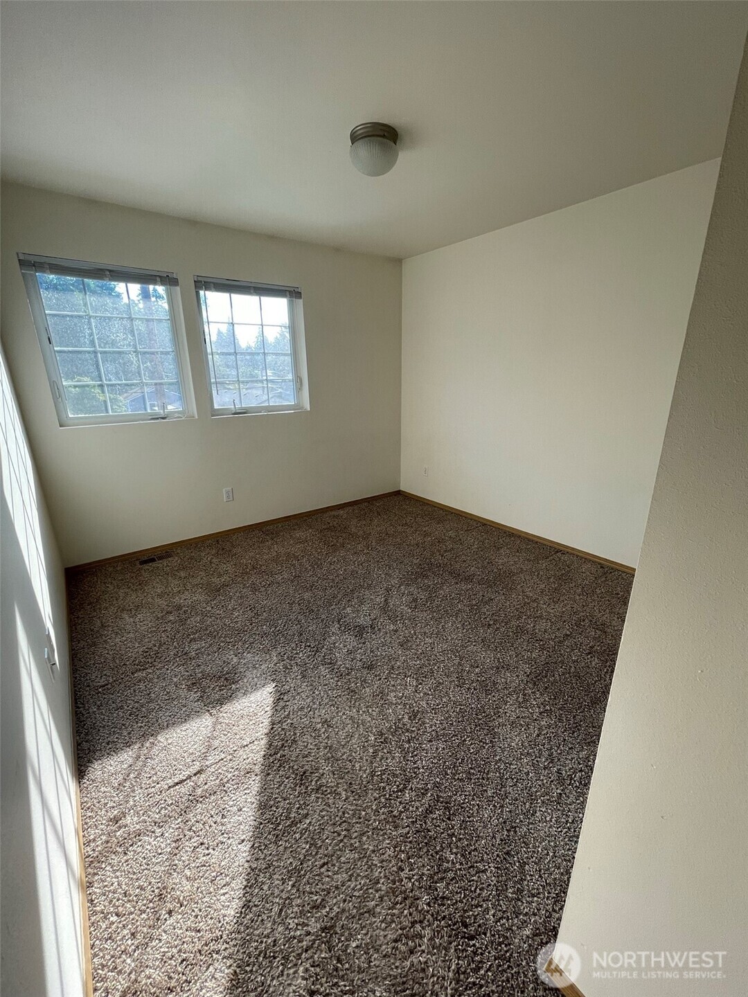 315 Willow Street Bremerton, WA 98310 - Photo 7 of 17