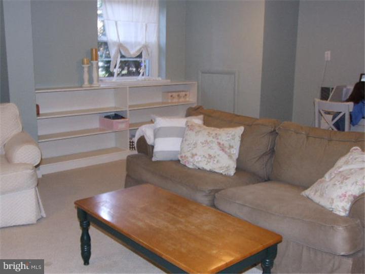 564 Rutgers Avenue Swarthmore, PA 19081 - Photo 15 of 21 Family Room