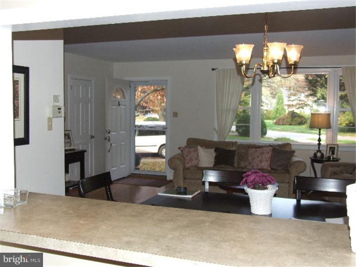564 Rutgers Avenue Swarthmore, PA 19081 - Photo 5 of 21 Living Room