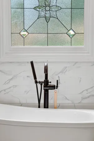 a close view of sink