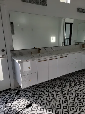 $1,590,000 | 1825 East Adams Street, Phoenix, AZ 85034