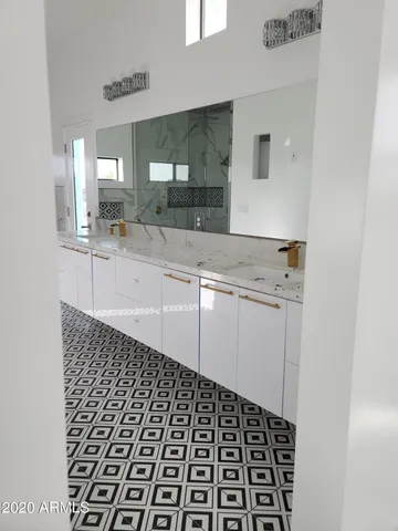 $1,590,000 | 1825 East Adams Street, Phoenix, AZ 85034