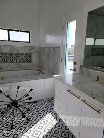 $1,590,000 | 1825 East Adams Street, Phoenix, AZ 85034
