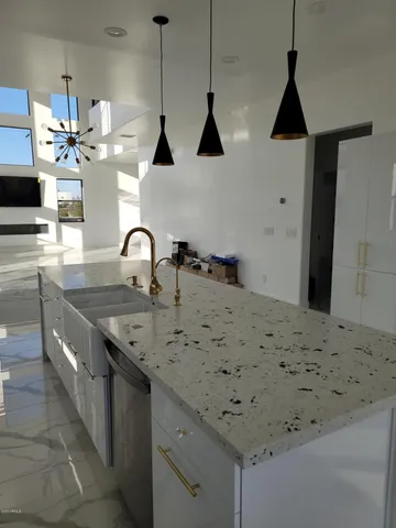 $1,590,000 | 1825 East Adams Street, Phoenix, AZ 85034