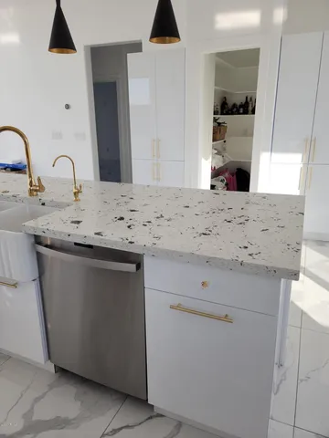 $1,590,000 | 1825 East Adams Street, Phoenix, AZ 85034