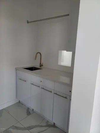 $1,590,000 | 1825 East Adams Street, Phoenix, AZ 85034