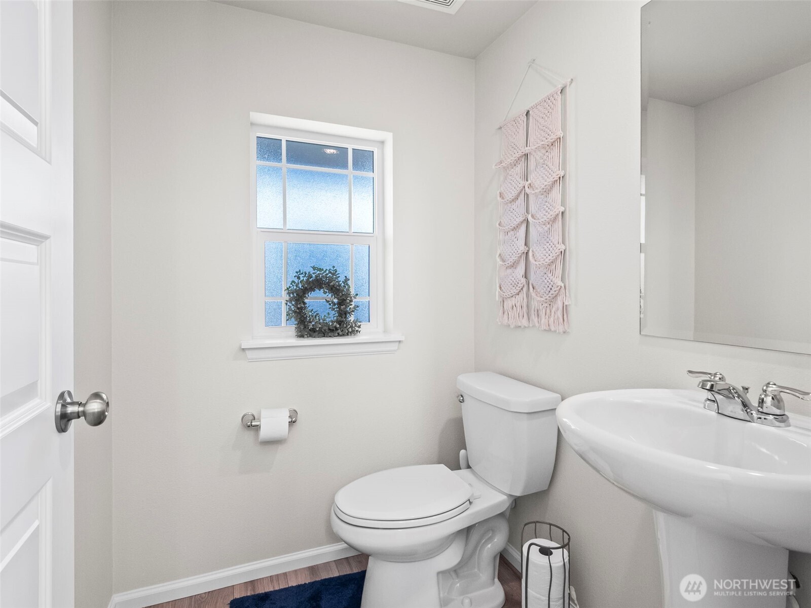 1155 Panoramic Loop Bremerton, WA 98312 - Photo 13 of 35