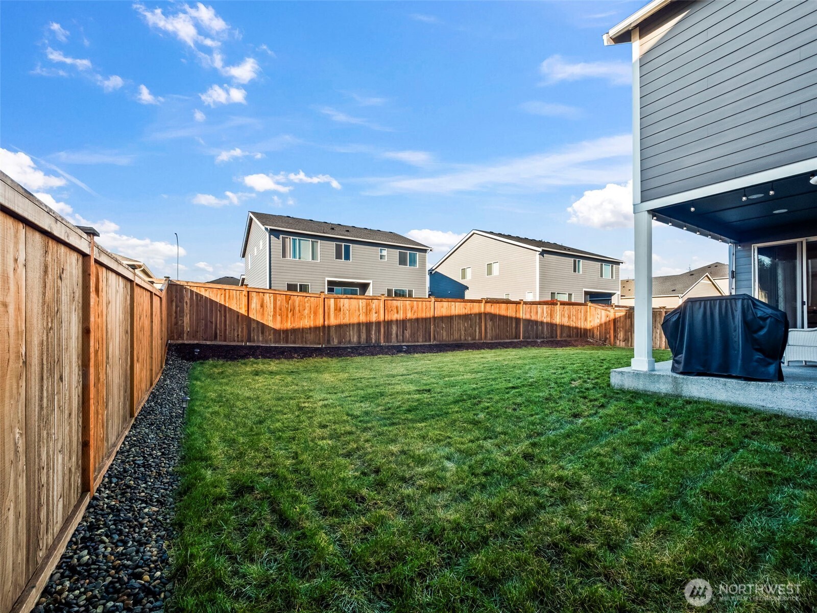 1155 Panoramic Loop Bremerton, WA 98312 - Photo 29 of 35