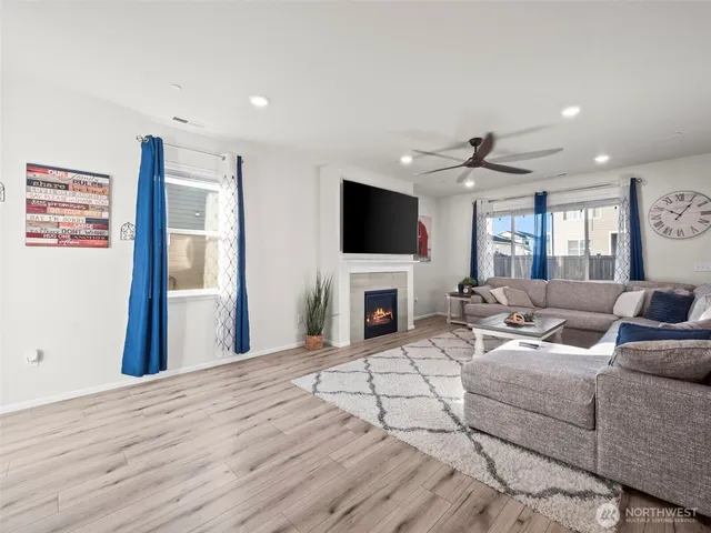 $614,900 | 1155 Panoramic Loop, Bremerton, WA 98312