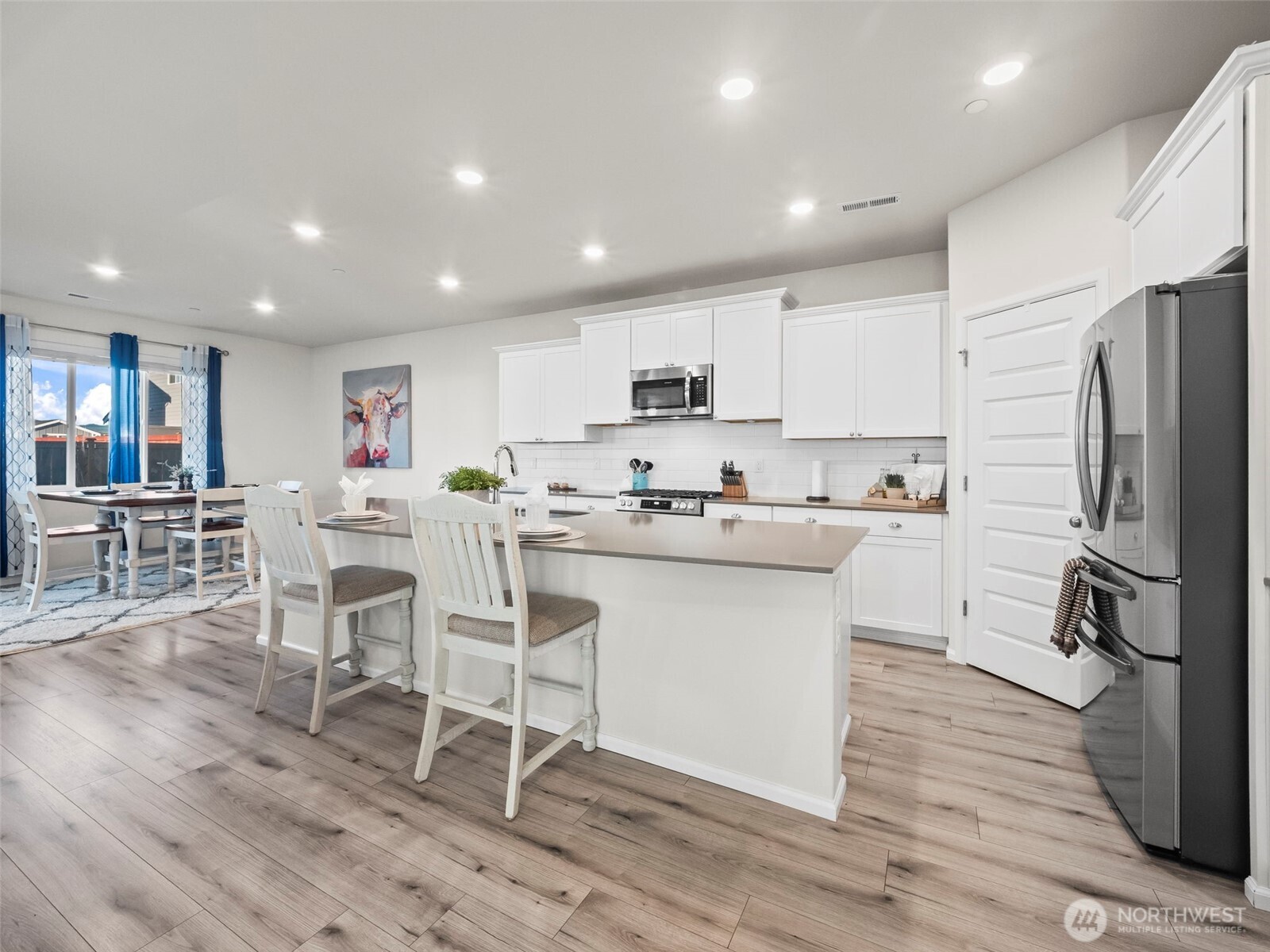 1155 Panoramic Loop Bremerton, WA 98312 - Photo 8 of 35