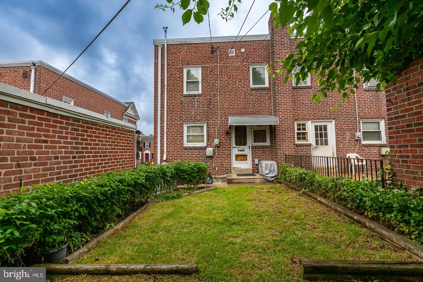 4049 Redden Road Drexel Hill, PA 19026 - Photo 3 of 28 Gallery Image 3
