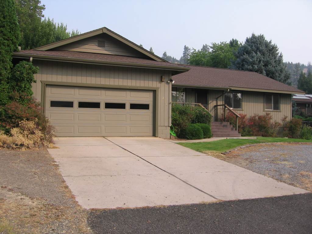 2315 Fort Jones Road Yreka, CA 96097 - Photo 4 of 16 Gallery Image 4