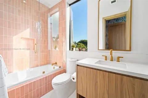 $4,150,000 | 8625 Northeast 10th Avenue, Miami, FL 33138