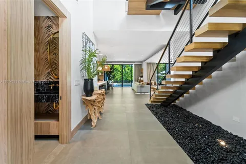 $4,150,000 | 8625 Northeast 10th Avenue, Miami, FL 33138