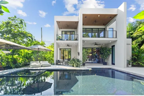 $4,150,000 | 8625 Northeast 10th Avenue, Miami, FL 33138