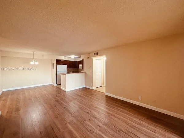 $1,650 | Westwood, Tamarac, FL 33321
