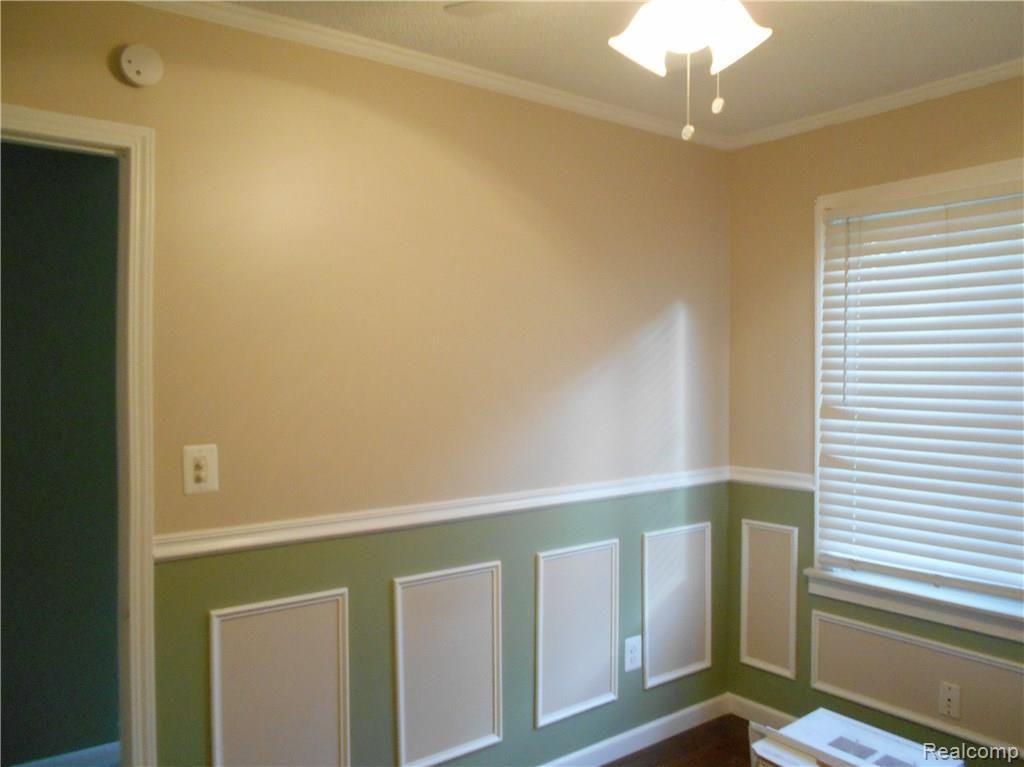 363 Roth Boulevard Clawson, MI 48017 - Photo 7 of 16 363 Roth Blvd_07.JPG