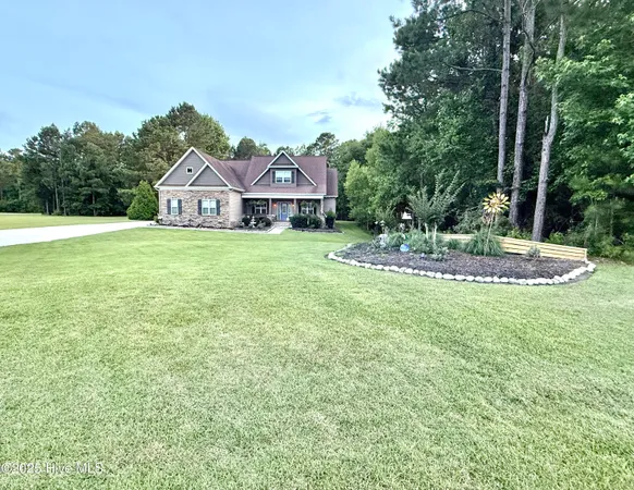 $874,900 | 135 Otway Burns Drive, Swansboro, NC 28584