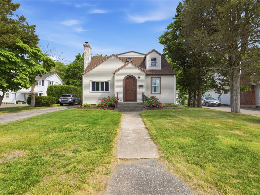 82 Wells Street Westerly, RI 02891 - Photo 1 of 45