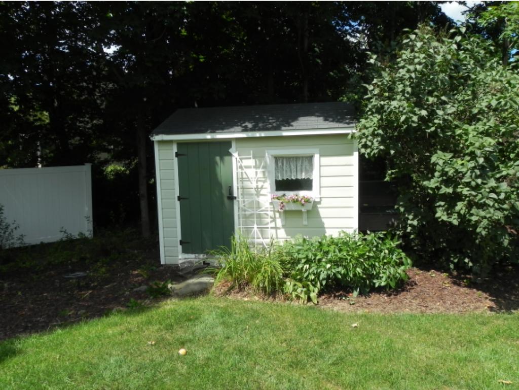 72 Howe Lane Hollis, NH 03049 - Photo 24 of 30