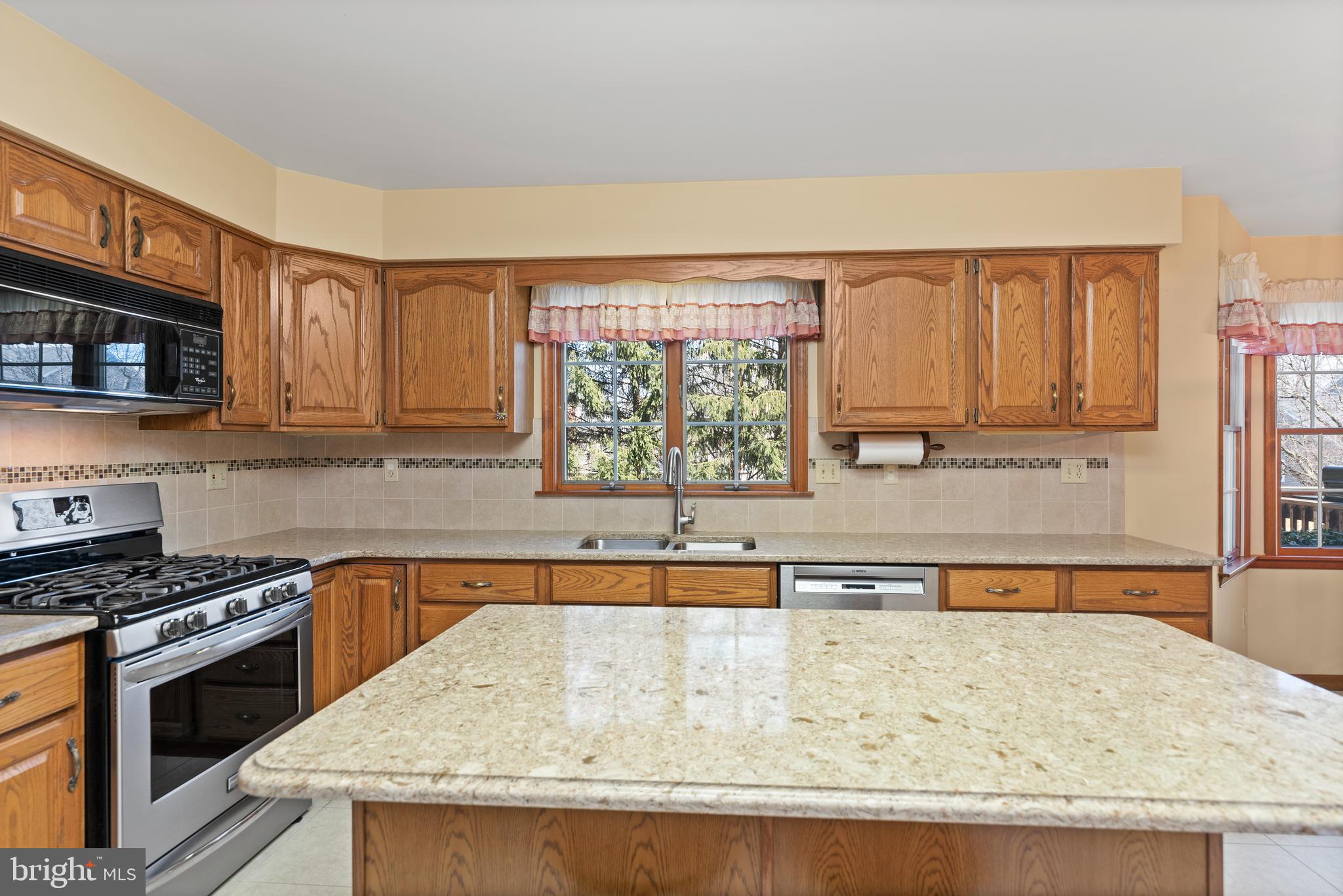 1027 Armstrong Road Carlisle, PA 17013 - Photo 20 of 59 Gallery Image 20