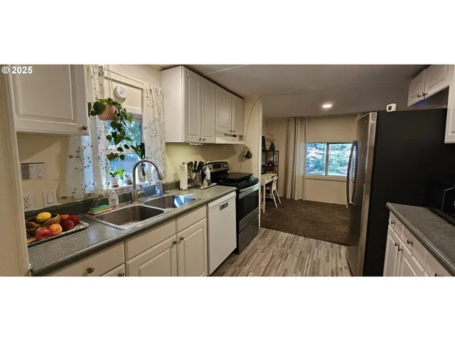 $75,000 | 32700 Southeast Leewood Lane, Unit 41, Boring, OR 97009