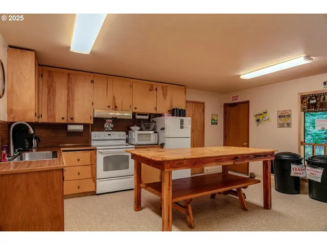 $75,000 | 32700 Southeast Leewood Lane, Unit 41, Boring, OR 97009